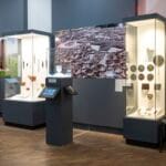 ԻՐԱԿԱՆՈՒԹՅԱՆ ԵՎ ԱՌԱՍՊԵԼՆԵՐԻ ՄԻՋՈՎ․ ԲՐՈՆԶԻ ԴԱՐ: ՄԻՋԻՆ ԲՐՈՆԶԻ ԴԱՐ (Ք․ Ա․ 23-16-ՐԴ ԴԴ․)